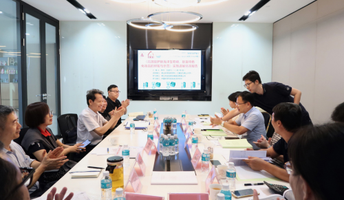 产学研项目引航向，，，，，，深海藻系列开创护肤新纪元